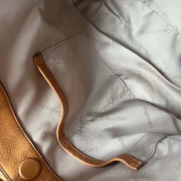 Calvin Klein Pebbled Leather Hobo Bag – Tan Caramel, Gold Hardware, Rare Find - Picture 9 of 11